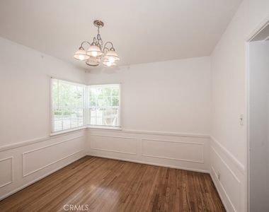 6229 Agnes Avenue - Photo Thumbnail 6