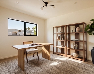 1247 Seward Street - Photo Thumbnail 15