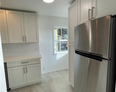 357 E Plenty Street - Photo Thumbnail 3