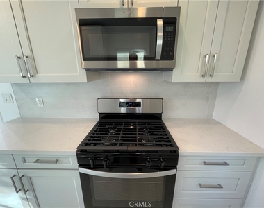 357 E Plenty Street - Photo Thumbnail 10