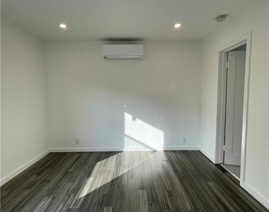 357 E Plenty Street - Photo Thumbnail 16