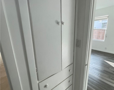 357 E Plenty Street - Photo Thumbnail 14