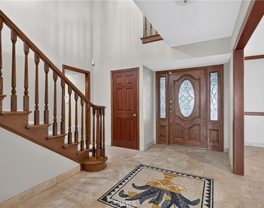 28917 Scotsview Drive - Photo Thumbnail 27