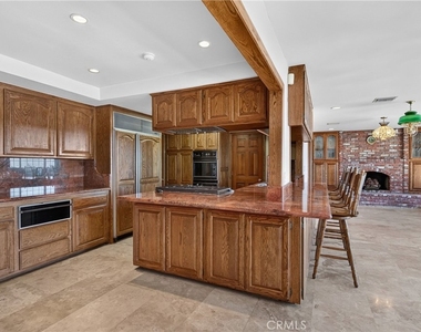 28917 Scotsview Drive - Photo Thumbnail 17