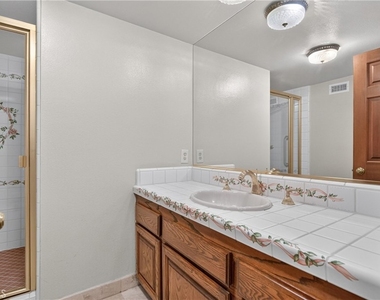 28917 Scotsview Drive - Photo Thumbnail 11