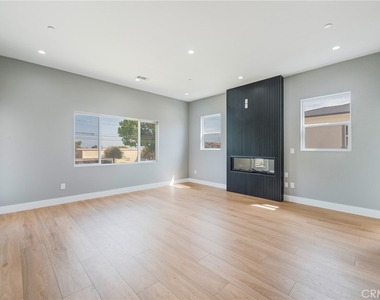 2130 W 238 Street - Photo Thumbnail 15