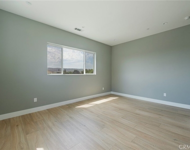 2130 W 238 Street - Photo Thumbnail 22