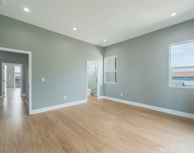 2130 W 238 Street - Photo Thumbnail 13