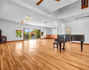 628 S Irena Avenue - Photo Thumbnail 6