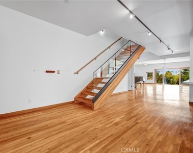 628 S Irena Avenue - Photo Thumbnail 1