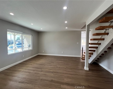 15785 Stanbrook Drive - Photo Thumbnail 11
