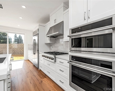 1002 Citron - Photo Thumbnail 1