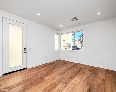 1002 Citron - Photo Thumbnail 4