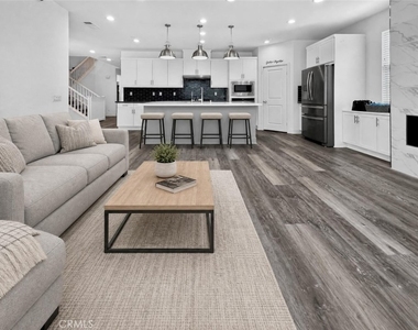 920 Spadra Avenue - Photo Thumbnail 4