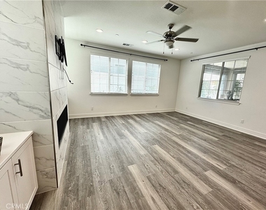 920 Spadra Avenue - Photo Thumbnail 3