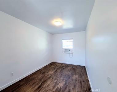 4514 Linden - Photo Thumbnail 5