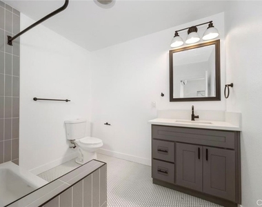 456 Linden - Photo Thumbnail 14