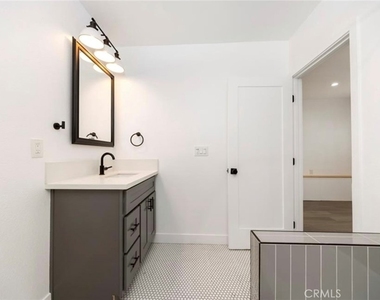 456 Linden - Photo Thumbnail 13