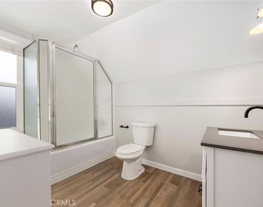 456 Linden - Photo Thumbnail 9