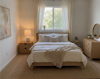 713 S Melrose - Photo Thumbnail 15