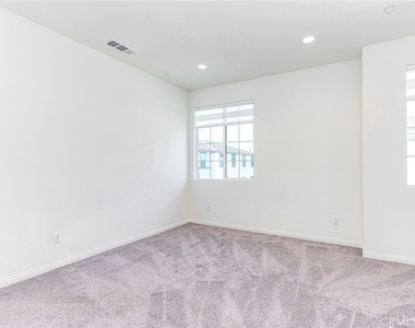6996 Cottonwood Lane - Photo Thumbnail 18