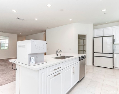 6996 Cottonwood Lane - Photo Thumbnail 10