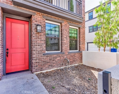 6996 Cottonwood Lane - Photo Thumbnail 3