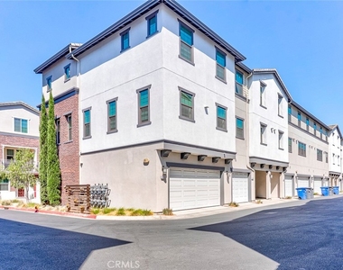 6996 Cottonwood Lane - Photo Thumbnail 29