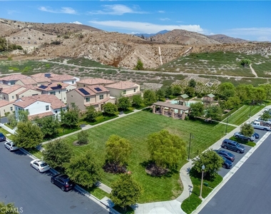 137 Falcon Ridge - Photo Thumbnail 34