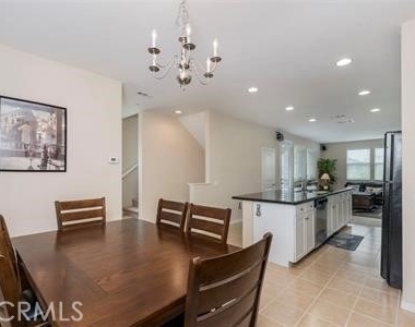 706 S Euclid - Photo Thumbnail 16