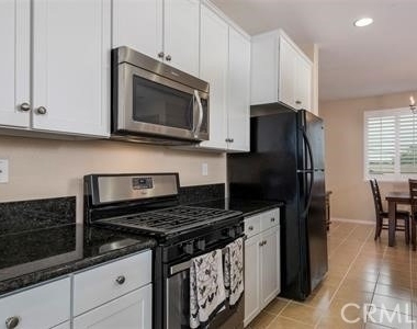706 S Euclid - Photo Thumbnail 20