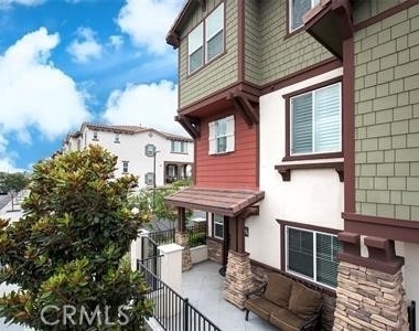 706 S Euclid - Photo Thumbnail 11