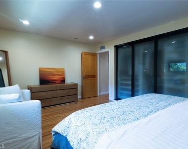 5220 E Los Flores Street - Photo Thumbnail 27