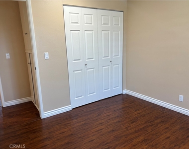943 Gehrig Avenue - Photo Thumbnail 22