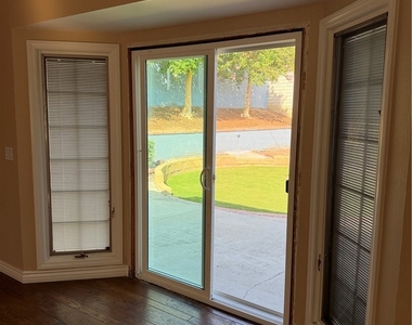 943 Gehrig Avenue - Photo Thumbnail 31