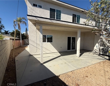 11844 Hollyview Drive - Photo Thumbnail 9