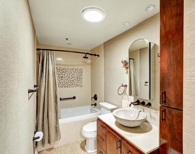 1310 E Orange Grove Boulevard - Photo Thumbnail 28