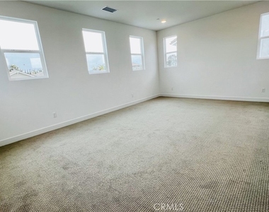 1374 Blue Port Way - Photo Thumbnail 43
