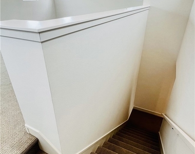 1374 Blue Port Way - Photo Thumbnail 41