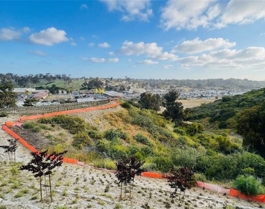 1374 Blue Port Way - Photo Thumbnail 30