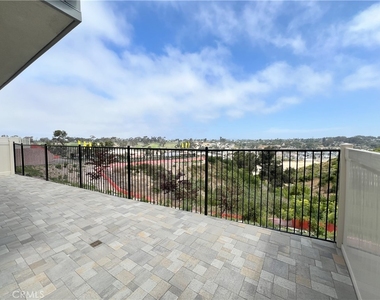 1374 Blue Port Way - Photo Thumbnail 50