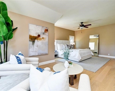 12370 Fairbanks Drive - Photo Thumbnail 11