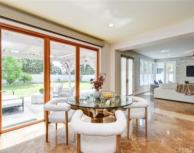 12370 Fairbanks Drive - Photo Thumbnail 9
