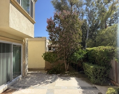 6 Willow Tree Lane - Photo Thumbnail 45