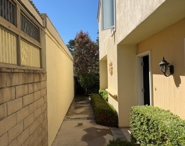 6 Willow Tree Lane - Photo Thumbnail 42