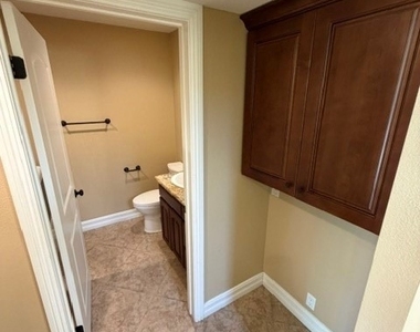 6 Willow Tree Lane - Photo Thumbnail 19