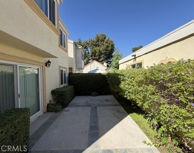 6 Willow Tree Lane - Photo Thumbnail 49