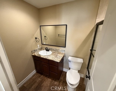 6 Willow Tree Lane - Photo Thumbnail 39