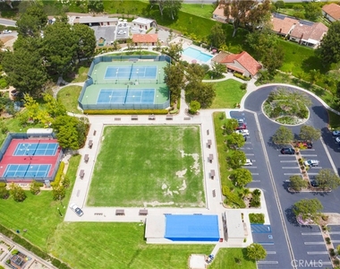 23822 Villena - Photo Thumbnail 21