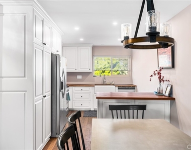 16877 Bluewater Lane - Photo Thumbnail 10